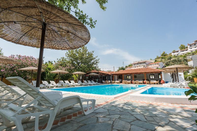 Strawberry Skiathos Agia Paraskevi (Skiathos) Exterior foto