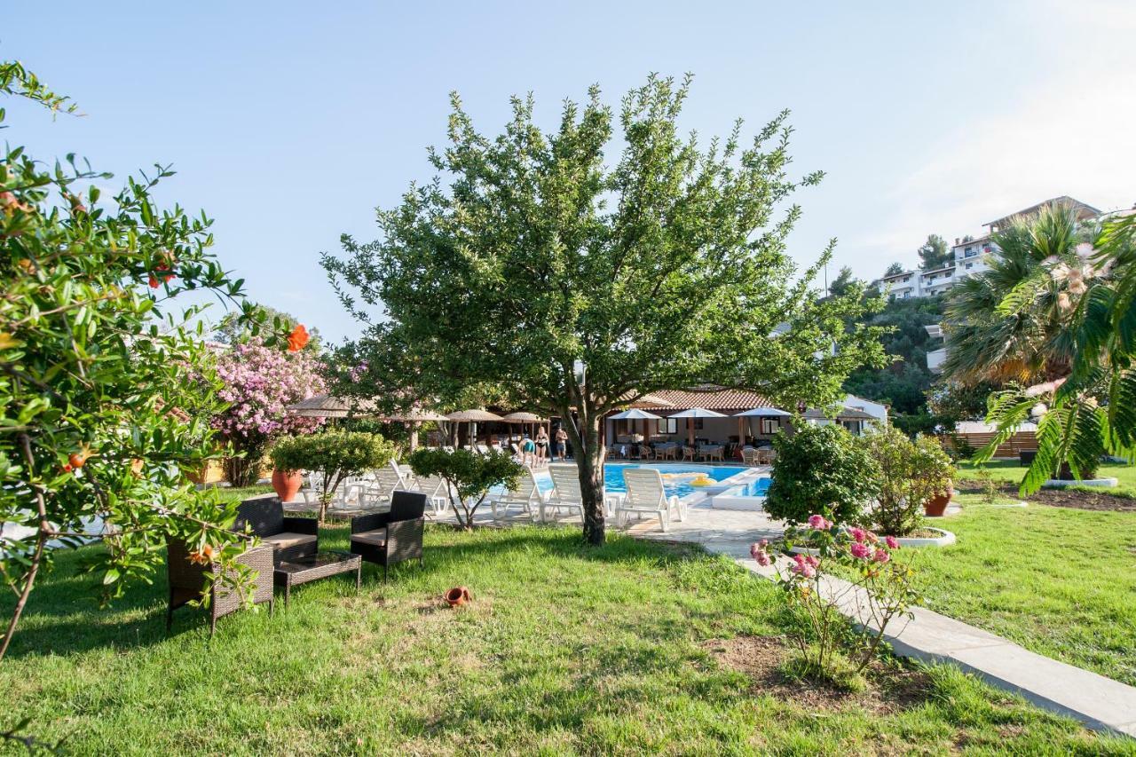 Strawberry Skiathos Agia Paraskevi (Skiathos) Exterior foto