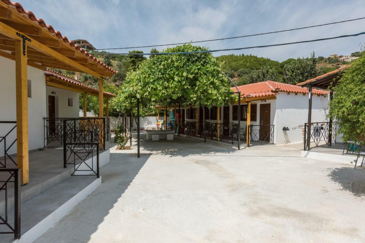 Strawberry Skiathos Agia Paraskevi (Skiathos) Exterior foto