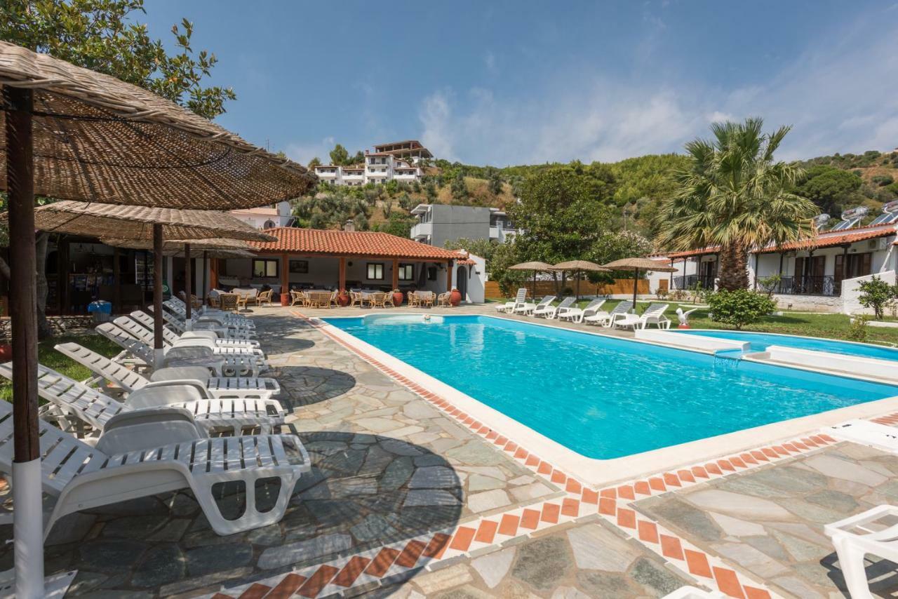 Strawberry Skiathos Agia Paraskevi (Skiathos) Exterior foto
