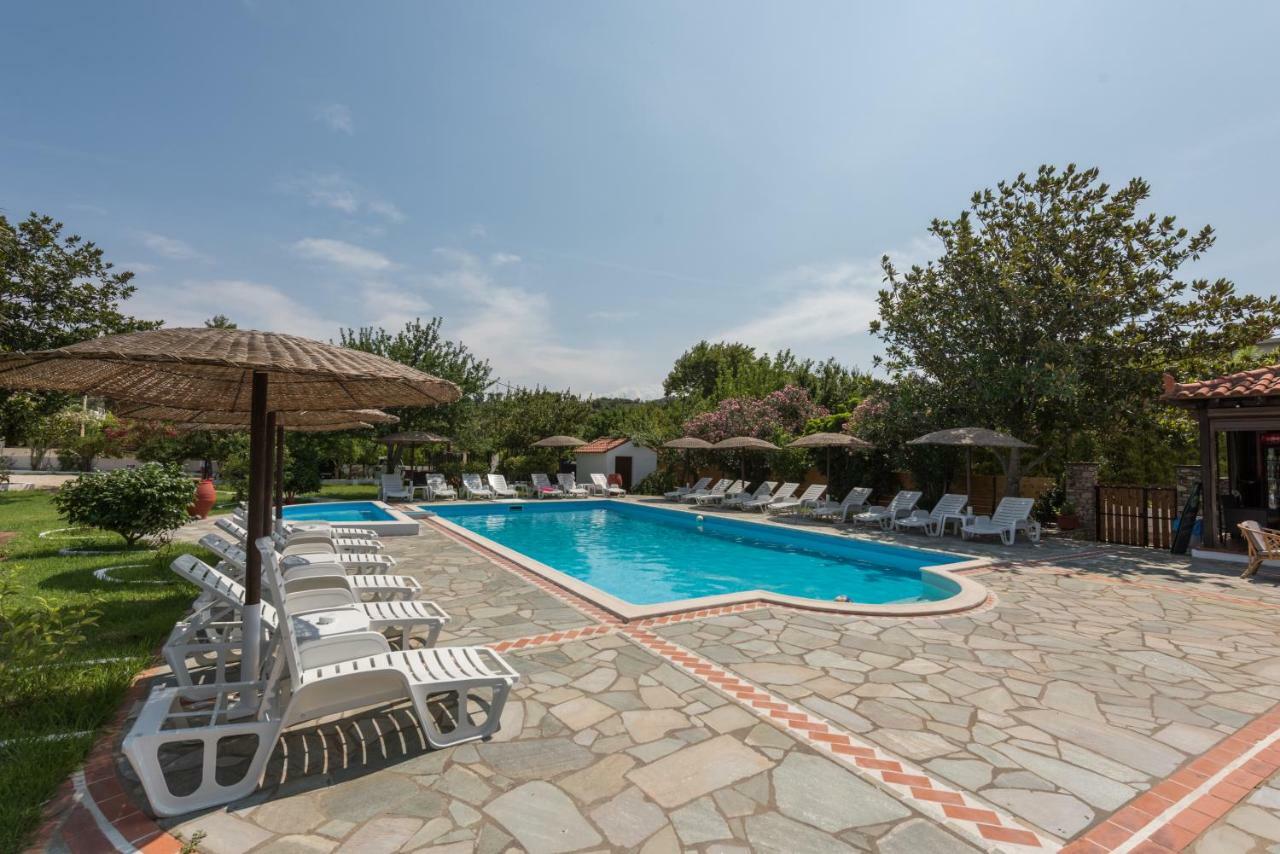 Strawberry Skiathos Agia Paraskevi (Skiathos) Exterior foto